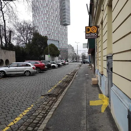 Apartment Utulny A Jedinecny Nebytovy Priestor V Centre Bratislavy